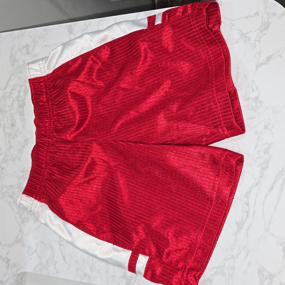 Nike Red and White Shorts Kids Size 5 - Picture 2 of 11